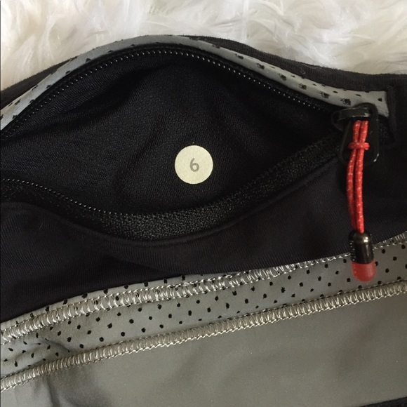 Lululemon reflective speed shorts - Picture 7 of 9